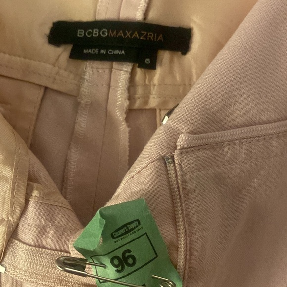 BCBG pink shorts size 6 - Picture 2 of 4